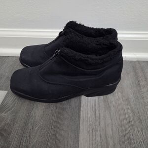 Toe Warmers Women's Black Sherpa Lined Booties Sz. 8